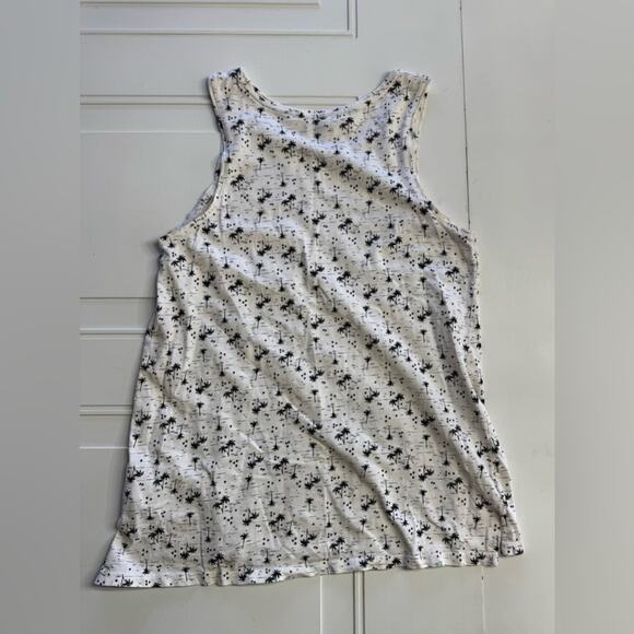Old Navy Everywear Tank White Black Palm Trees Sleeveless Top Cotton Size Small - Picture 5 of 5